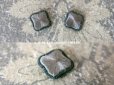 画像2: 19世紀 アンティーク シルク製 小さなくるみボタン グレイ 10mm 2ピースのセット (2)