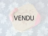 1938年 アンティーク 天使＆薔薇のリース バテムのお菓子箱