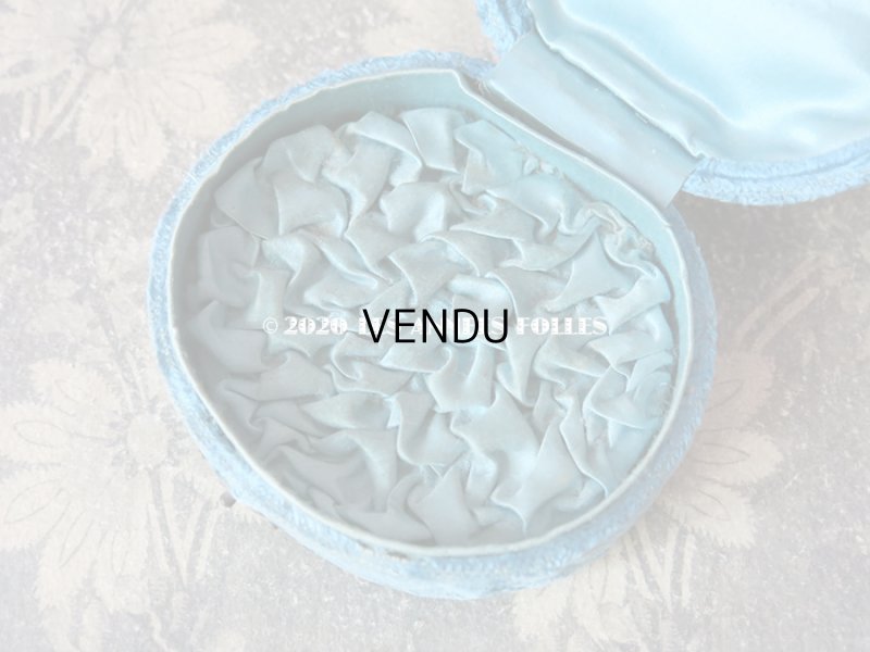 画像8: １９世紀末 アンティーク ジュエリーボックス ベルベット ＆ シルクサテン スモーキーブルー ブレスレット用