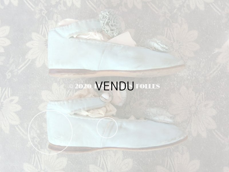 画像9: 【10周年セール対象外】 19世紀末 アンティーク 淡いブルーのシルク製ポンポン付 子供用 レザーシューズ