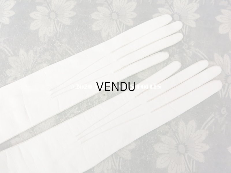 画像9: 【10周年セール対象外】 未使用 1900年代 アンティーク  本革製 結婚式のロンググローブ  オフホワイト レザー 手袋