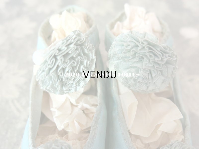 画像13: 【10周年セール対象外】 19世紀末 アンティーク 淡いブルーのシルク製ポンポン付 子供用 レザーシューズ