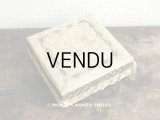 【10周年セール対象外】 アンティーク　シルク製ロココトリム & レースのお菓子箱 ペールブルーのシルクサテン