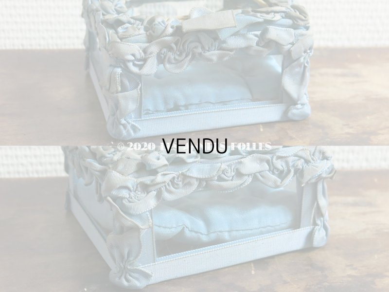 画像12: アンティーク ロココモチーフ付き リボンワークのジュエリーボックス スモーキーブルー ガラスケース