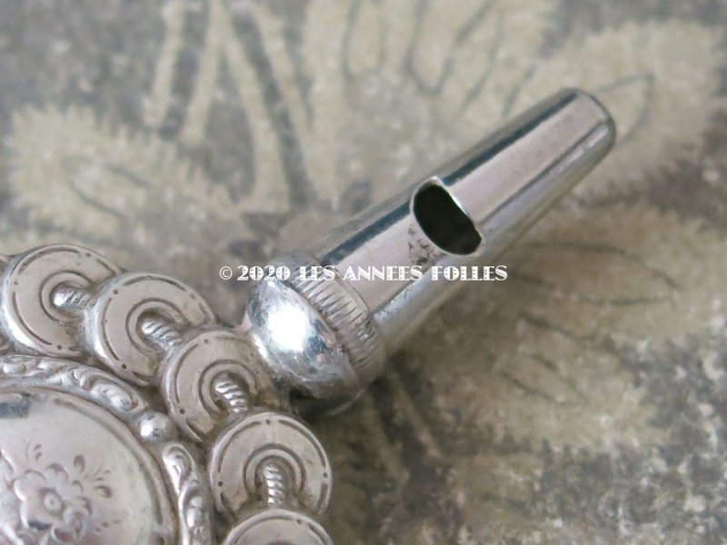 画像6: 19世紀 ナポレオン3世時代 アンティーク ラトル シルバー製 花模様