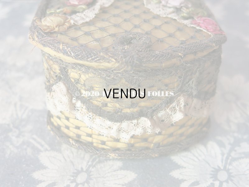 画像7: 1920年代 アンティーク 大きな薔薇のロココトリム&レースのボックス トレー付き