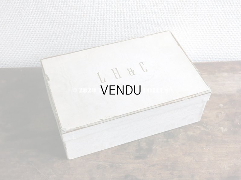 画像3: 19世紀末 アンティーク イニシャル入り 結婚式の紙箱