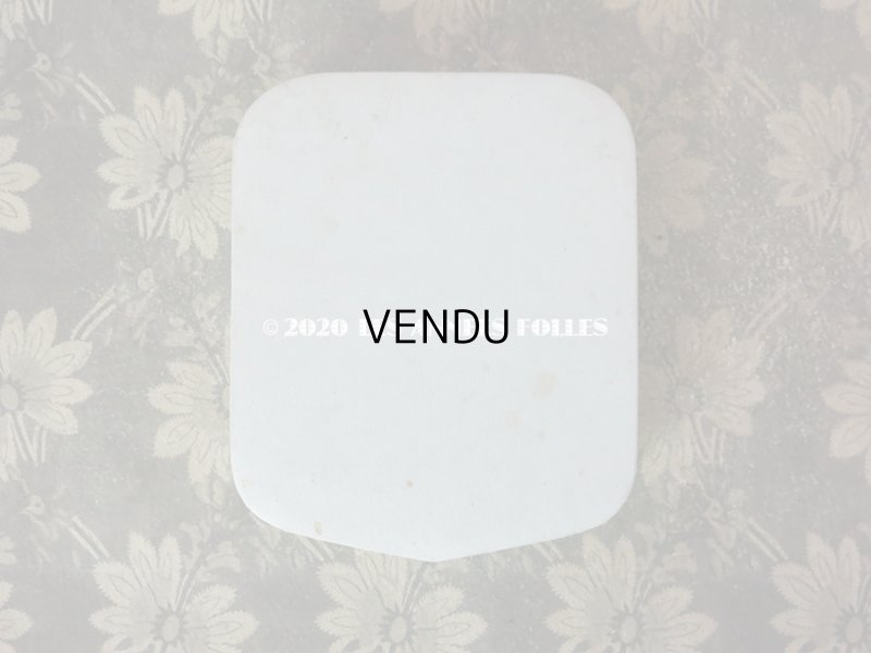 画像3: 1903年 アンティーク リボンが結ばれた バテムのお菓子箱 パウダーブルー