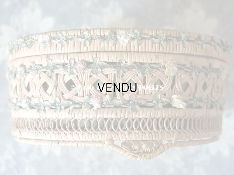 画像13: 1900年代 アンティーク  ロココトリム付きパニエ チョコレート箱  『ショコラ・フランソワ・マルキ』  - CHOCOLAT FRANCOIS MARQUIS PARIS -