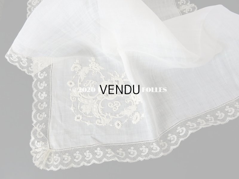 画像3: 新品同様 1914年 アンティーク 結婚式のハンカチ 花婿用 大判   ホワイトワーク & 手編みのヴァランシエンヌレース