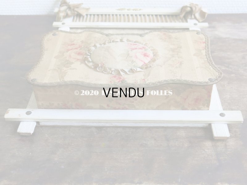 画像11: 1900年代 アンティーク カルトナージュのラック 薔薇模様