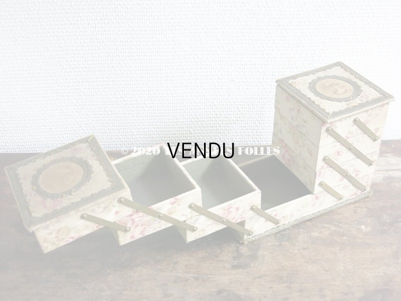 画像10: 1900年頃 アンティーク 薔薇&薄紫色のリボンのガーランド  カルトナージュボックス アコーディオン式