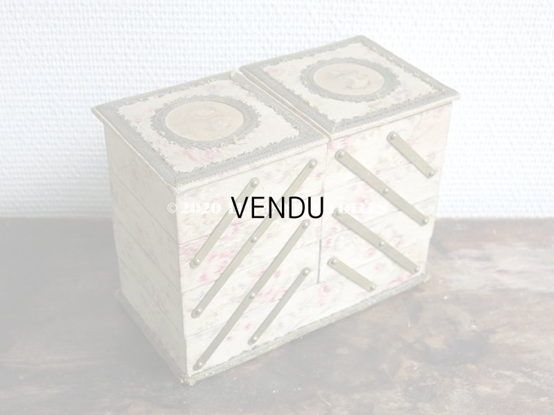 画像8: 1900年頃 アンティーク 薔薇&薄紫色のリボンのガーランド  カルトナージュボックス アコーディオン式