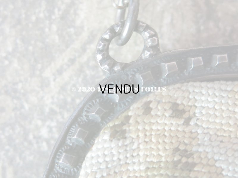 画像10: 1910年代 アンティーク 森の中の小さな兎 オモニエール ニードルポイント ミラー付き