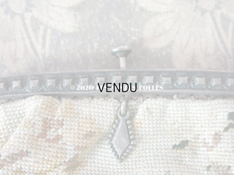 画像4: 1910年代 アンティーク 森の中の小さな兎 オモニエール ニードルポイント ミラー付き