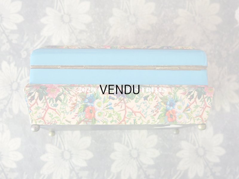 画像10: 19世紀 アンティーク ナポレオン3世時代 お菓子箱  脚付き 薔薇 & 菫  ドラジェ & チョコレート 