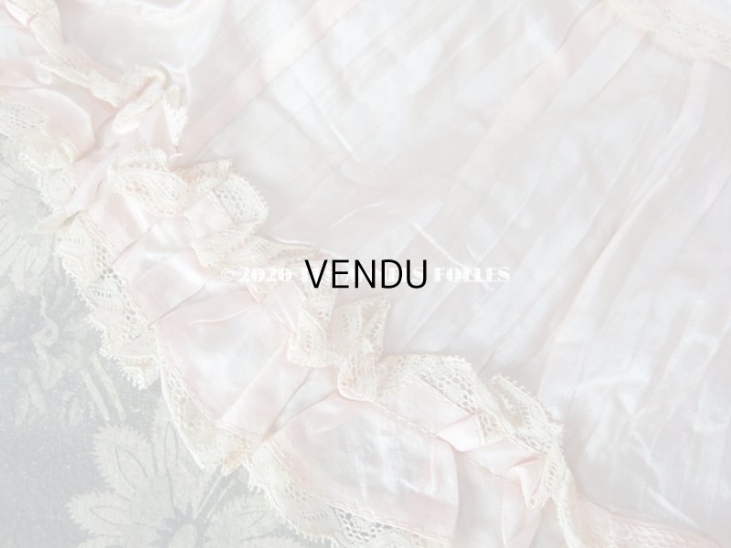 画像10: 1900年代 アンティーク  ドレスの裾 パウダーピンクのシルクサテン＆レース  1.3m 