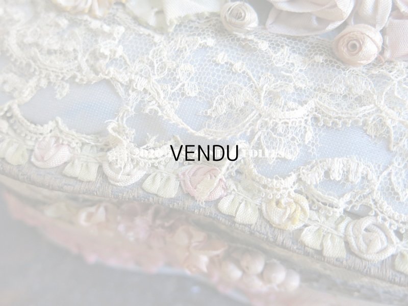 画像16: 1900年代 アンティーク 大きなカルトナージュボックス ロココトリム&レースの装飾