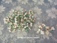 画像1: アンティーク 布花材料 小さな花びらのセット 淡いグレーベージュ 茎付き (1)