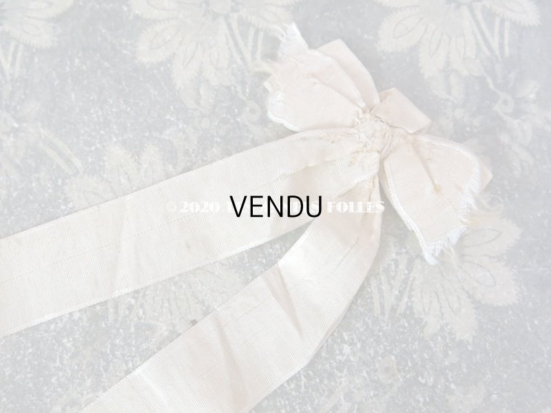 画像9: アンティーク 初聖体のオモニエール ピンクベージュ 花模様のホワイトワーク & 手編みのマリーヌレース