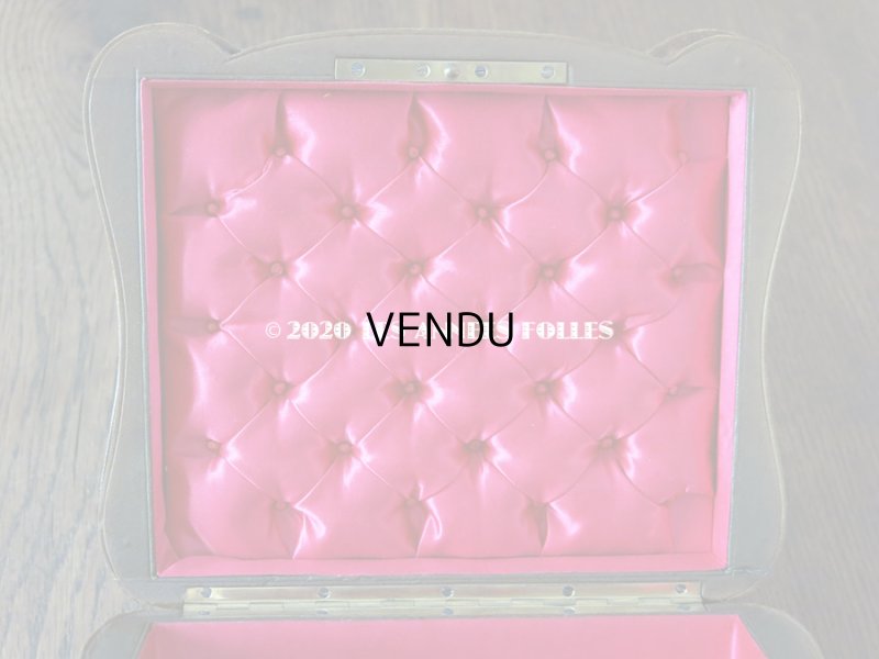 画像8: アンティーク 本革製 大きなジュエリーケース 金彩入り 薔薇&リボンのガーランド