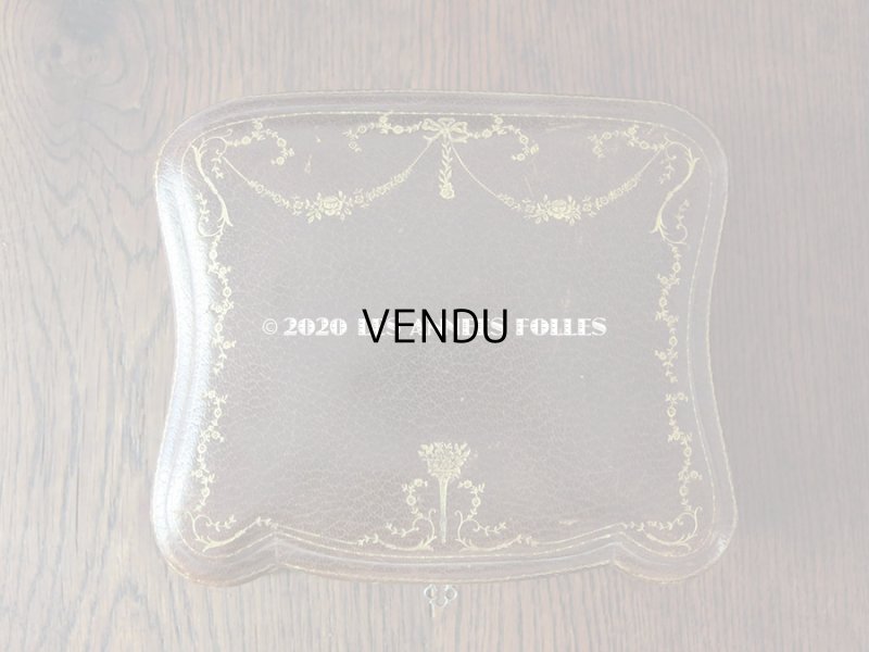 画像3: アンティーク 本革製 大きなジュエリーケース 金彩入り 薔薇&リボンのガーランド