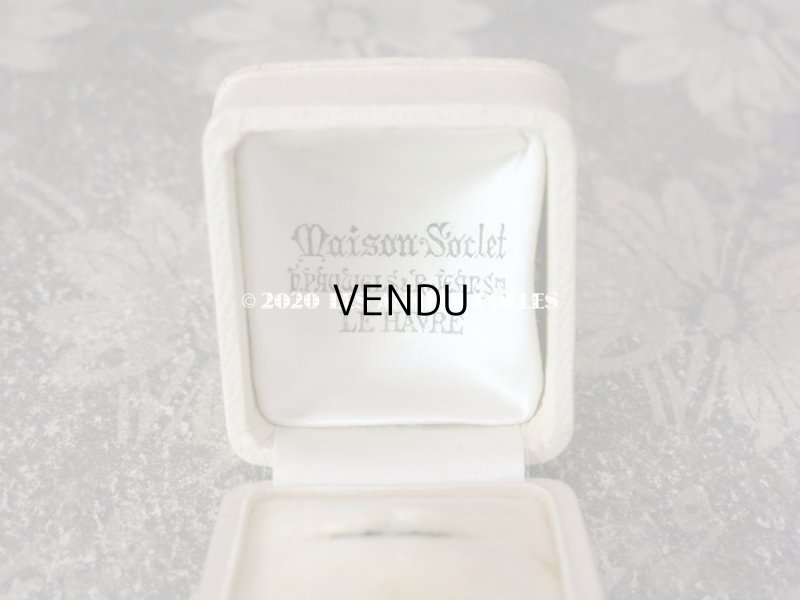 画像9: アンティーク  本革製 リングボックス ジュエリーボックス オフホワイト