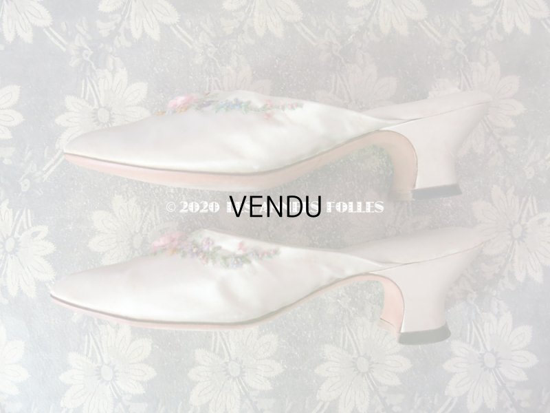 画像9: アンティーク * 蚤の市セット * ウェディング用 ミュール & リボン付きクロシェレースのテーブルセンター