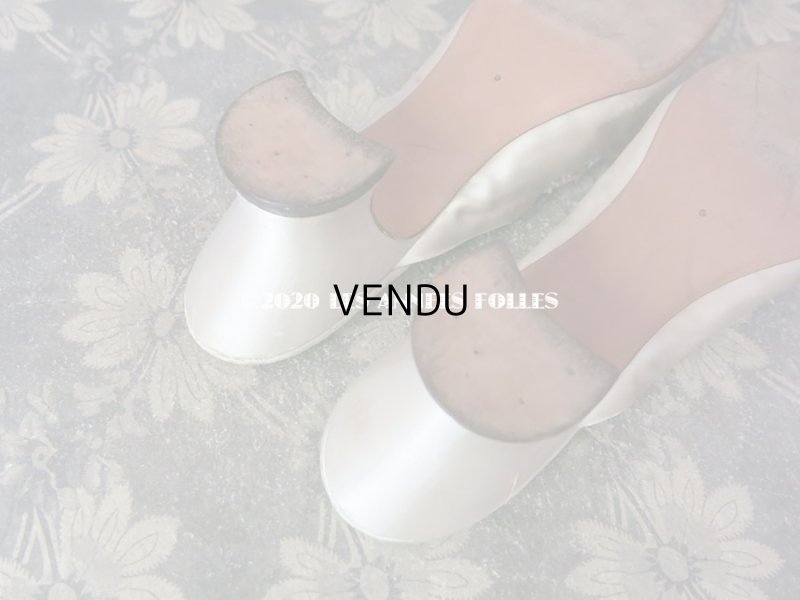 画像11: アンティーク * 蚤の市セット * ウェディング用 ミュール & リボン付きクロシェレースのテーブルセンター