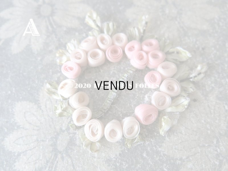 画像5: アンティーク シルク製 シルクシフォンの薔薇 ロココモチーフ 淡いピンクの薔薇のリース