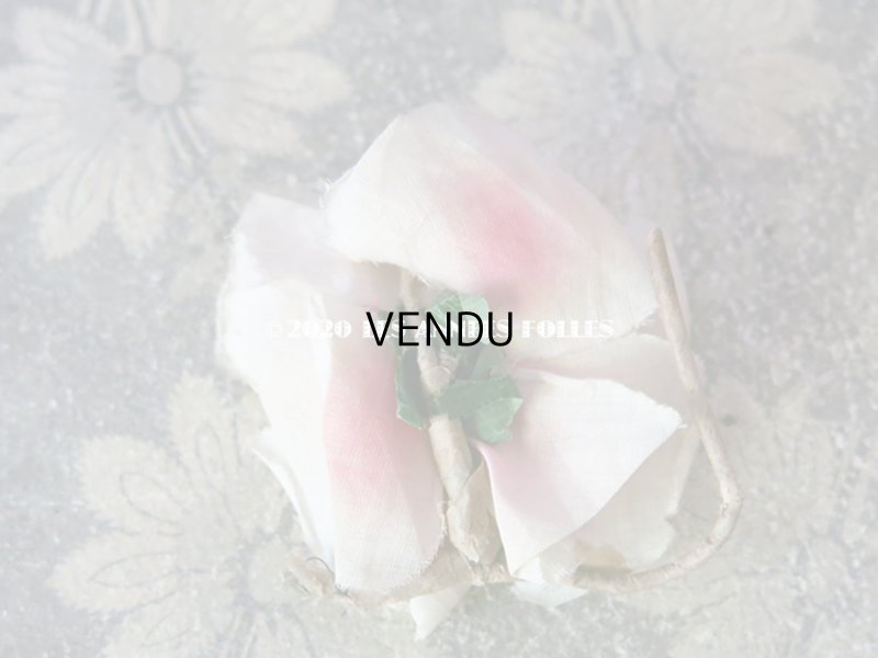 画像2: アンティーク 淡いピンクの薔薇の布花 コサージュ 