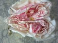 画像3: アンティーク 淡いピンクの薔薇の布花 コサージュ  (3)