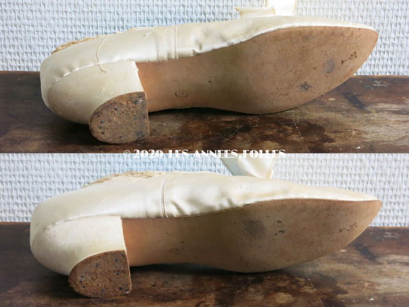 画像9: ＊蚤の市＊1900年代 アンティーク リボンが結ばれた ウェディング シューズ オフホワイトのシルクサテン