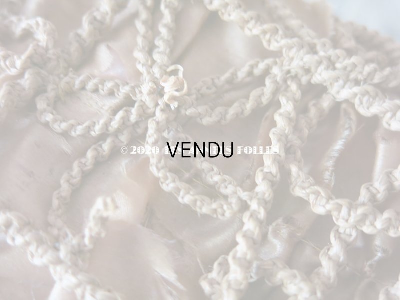 画像17: 19世紀 アンティーク キルティングのクッション付き パニエ ソーイングボックス