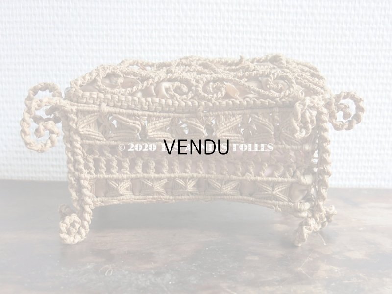 画像8: 19世紀 アンティーク キルティングのクッション付き パニエ ソーイングボックス