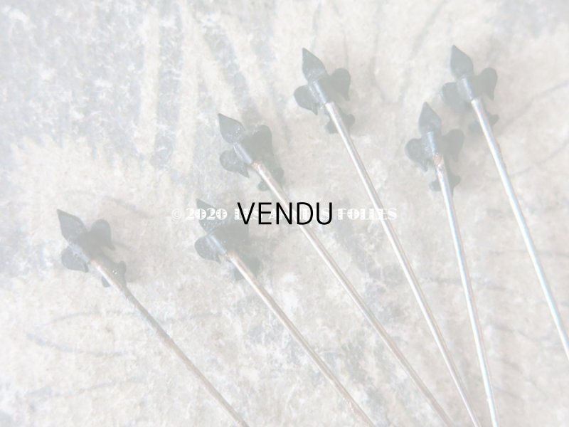 画像5: 1900年代 アンティーク 百合の紋章の小さなエパングル 黒 フレンチジェット 6ピースのセット