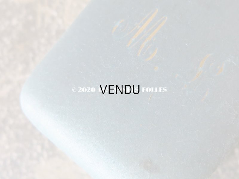 画像4: アンティーク ジュエリーボックス イニシャル入り シルクサテン パウダーブルー