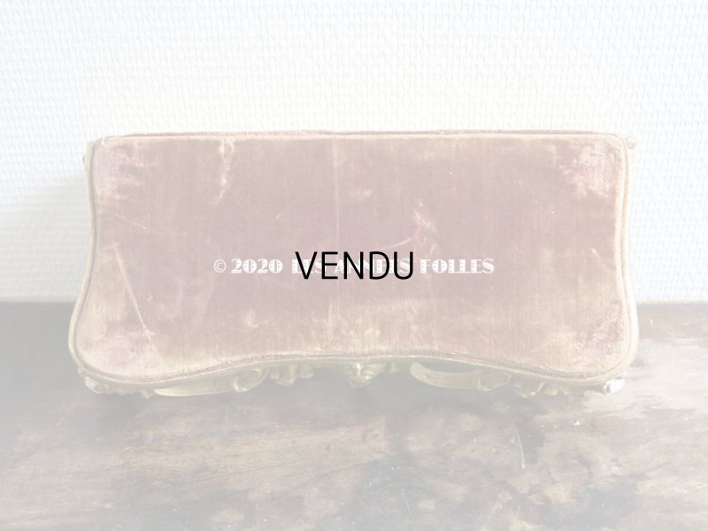 画像3: 19世紀末 アンティーク ロカイユ装飾の台座 ブラウンのベルベット