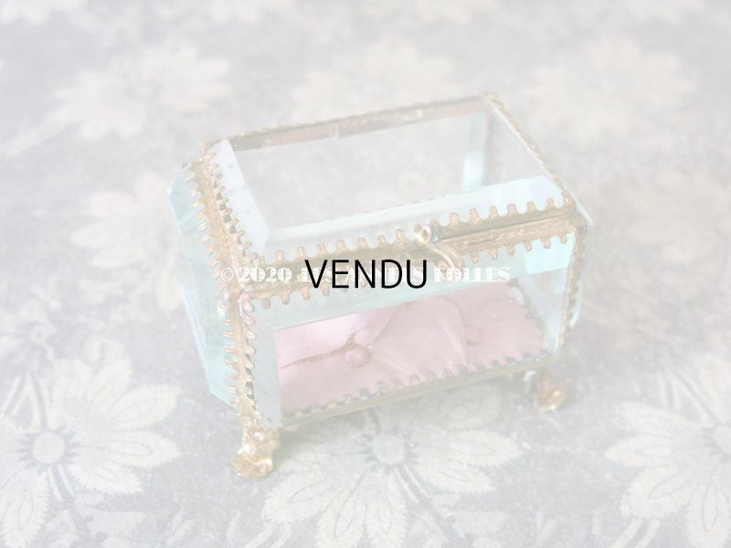 画像3: アンティーク ジュエリーボックス ピンクのクッション