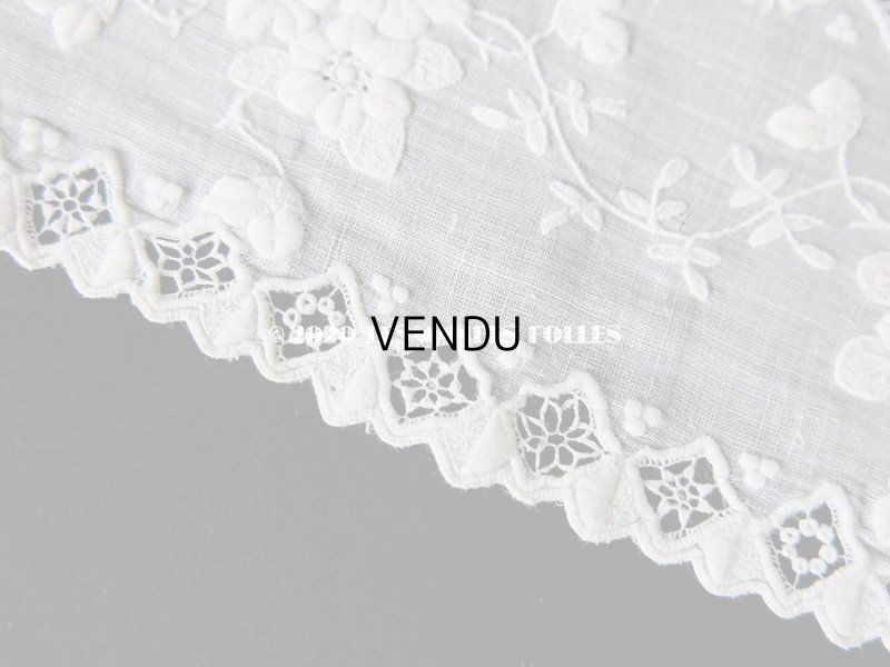 画像10: 19世紀 アンティーク  ホワイトワークの結婚式のハンカチ モノグラム＆透かし模様入り