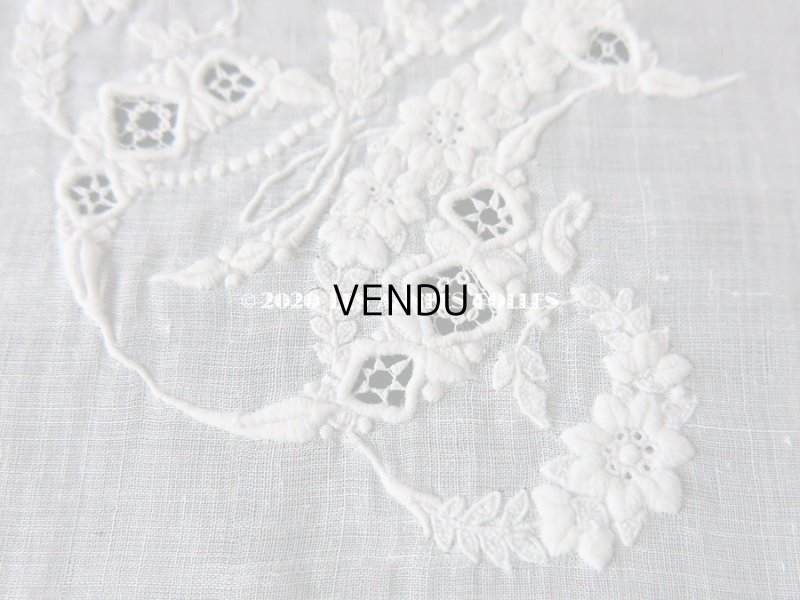 画像7: 19世紀 アンティーク  ホワイトワークの結婚式のハンカチ モノグラム＆透かし模様入り