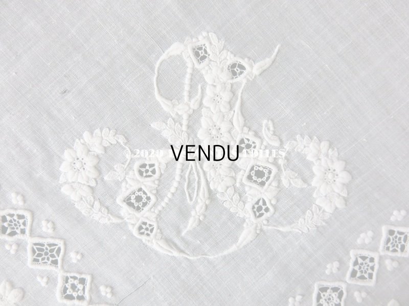 画像3: 19世紀 アンティーク  ホワイトワークの結婚式のハンカチ モノグラム＆透かし模様入り