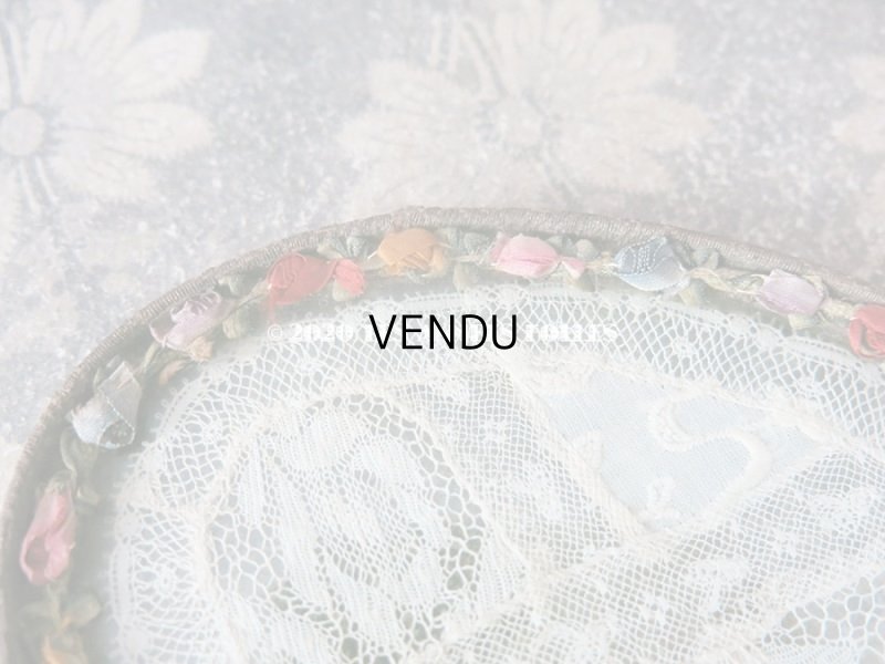 画像6: 1900年代 アンティーク 小さなトレイ　シルク製 5色の薔薇のロココトリム＆レースの装飾 小物入れ