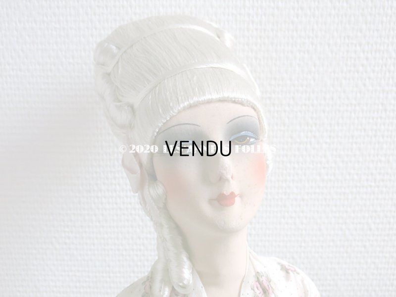 画像7: 1920年代 アンティーク チョコレートボックス 18世紀の貴婦人のブドワールドール付き お菓子箱