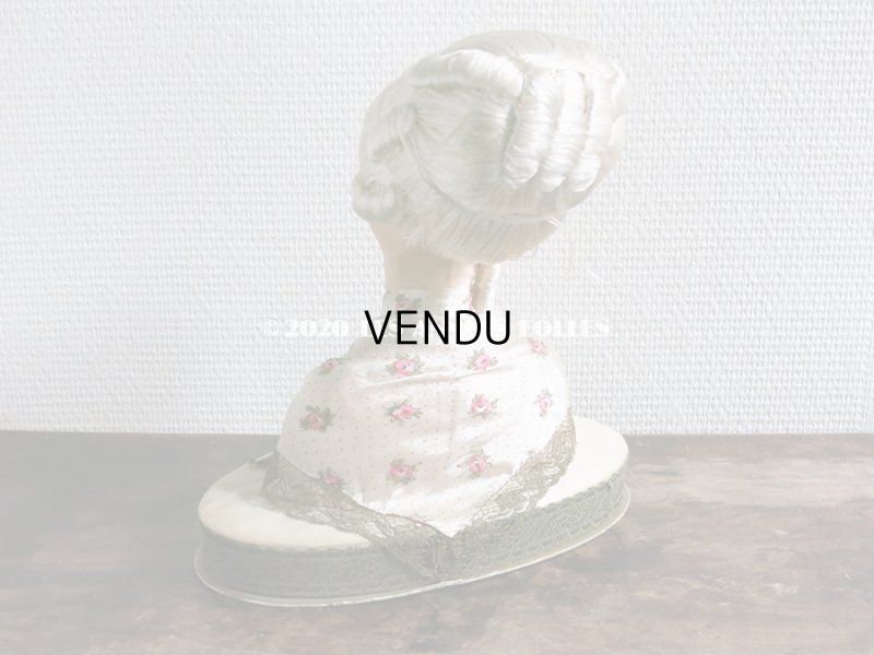 画像4: 1920年代 アンティーク チョコレートボックス 18世紀の貴婦人のブドワールドール付き お菓子箱