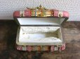 画像12: 19世紀 アンティーク ナポレオン3世時代 お菓子箱 ハンドル付き 花模様のレースペーパー チョコレートボックス 木箱 