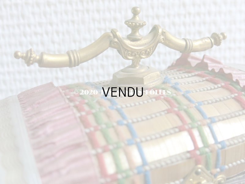 画像18: 19世紀 アンティーク ナポレオン3世時代 お菓子箱 ハンドル付き 花模様のレースペーパー チョコレートボックス 木箱 