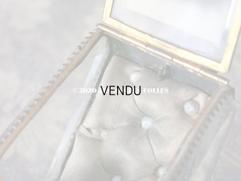 画像11: アンティーク 懐中時計 & ジュエリーボックス パウダーブルーのシルク製クッション