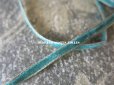 画像5: アンティーク シルク製 極細 ベルベットリボン 金糸の縁取り ダブルフェイス 4mm幅 グリーン 3.5m (5)