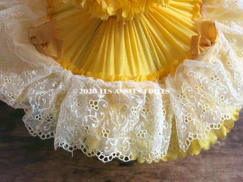 画像7: *蚤の市* 未使用 ラベル付 1900年頃 アンティーク ランプシェード フリル&レース シルク製 山吹色 ブドワール - AU BON MARCHE -